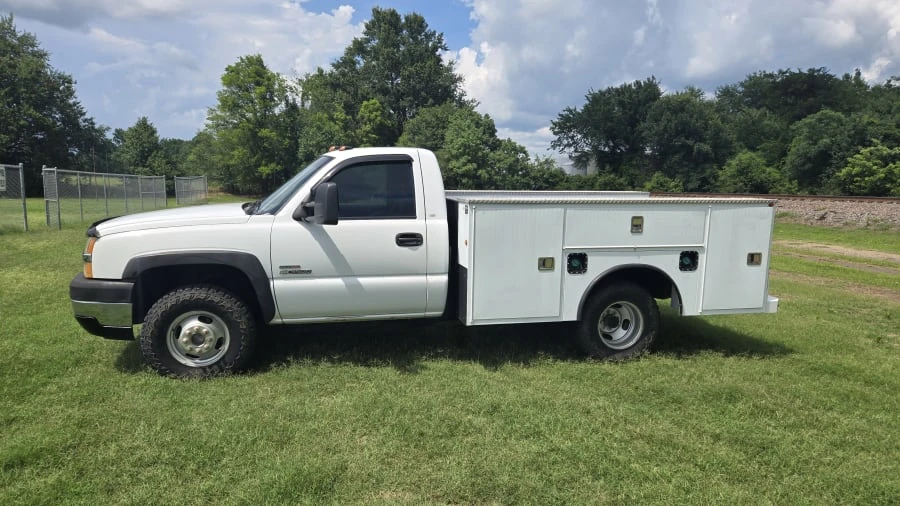 2004 Chevrolet Silverado Heavy Duty 1st Gen - Image 5 of 6
