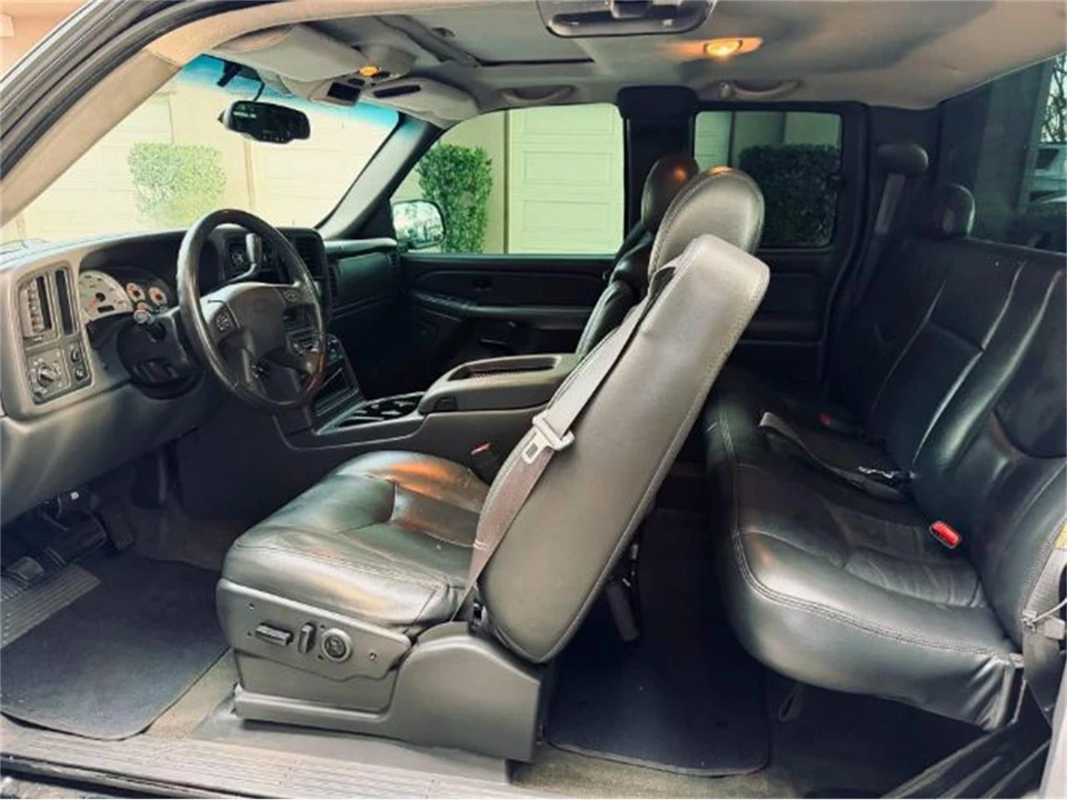 2004 Chevrolet Silverado 1st Gen - Image 21 of 25