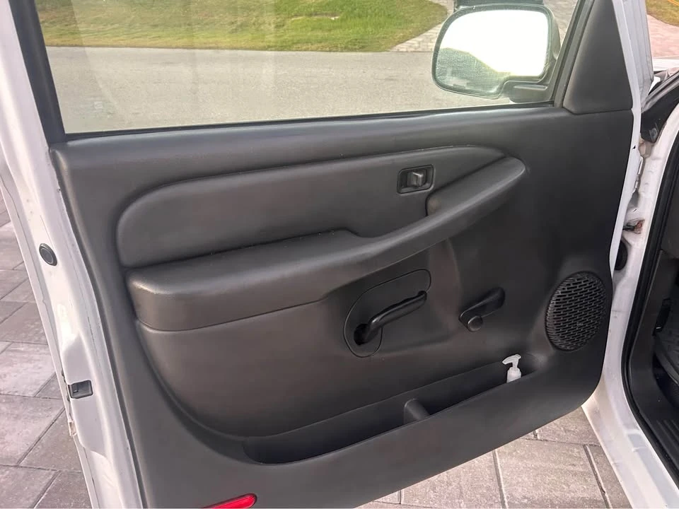 2004 Chevrolet Silverado 1st Gen - Image 4 of 15