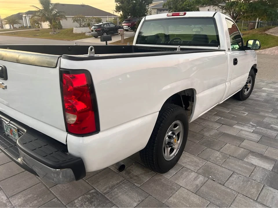 2004 Chevrolet Silverado 1st Gen - Image 9 of 15
