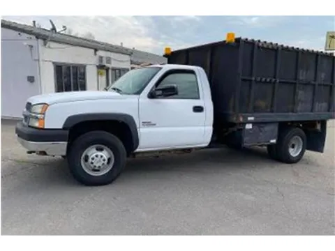 2004 Chevrolet Silverado 3500 Dump Truck