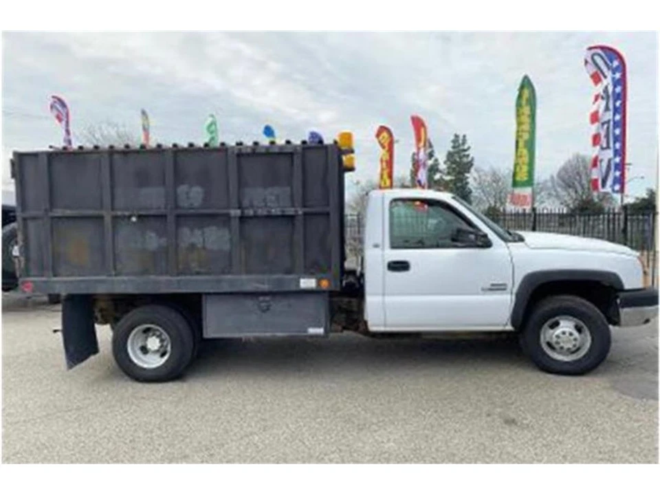 2004 Chevrolet Silverado 1st Gen - Image 2 of 5