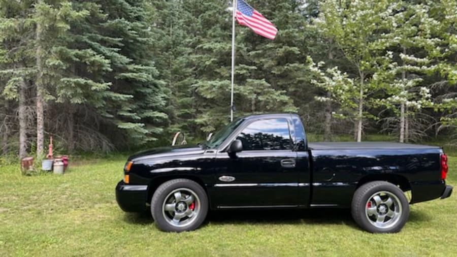 2004 Chevrolet Silverado 1st Gen - Image 2 of 10
