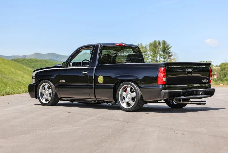 2004 Chevrolet Silverado 1st Gen - Image 2 of 31