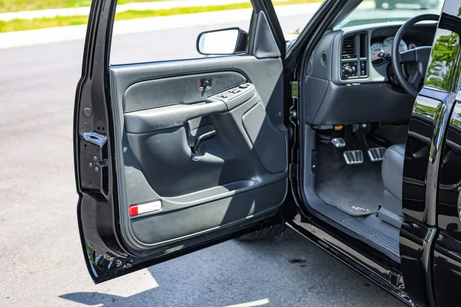 2004 Chevrolet Silverado 1st Gen - Image 29 of 31
