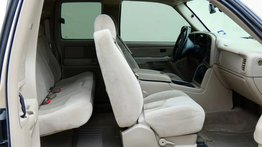 2004 Chevrolet Silverado 1st Gen - Image 9 of 13
