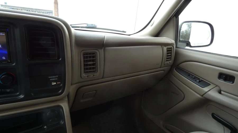 2004 Chevrolet Silverado 1st Gen - Image 8 of 13