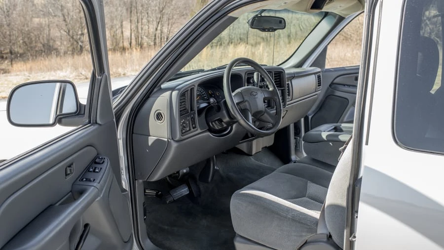 2004 Chevrolet Silverado 1st Gen - Image 4 of 12