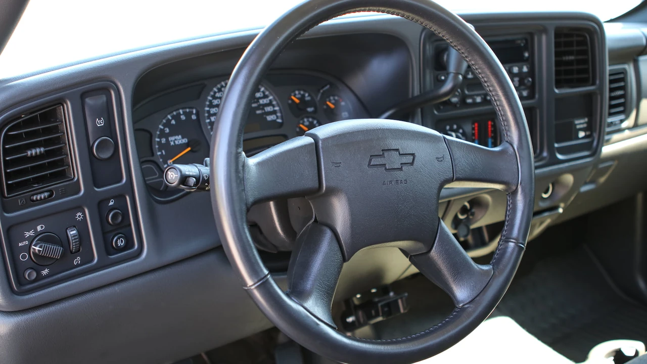 2004 Chevrolet Silverado 1st Gen - Image 11 of 31