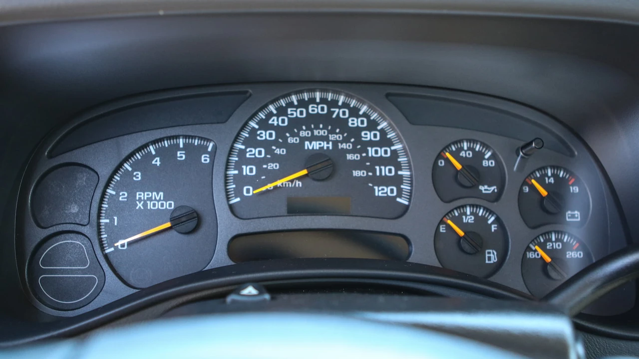 2004 Chevrolet Silverado 1st Gen - Image 12 of 31
