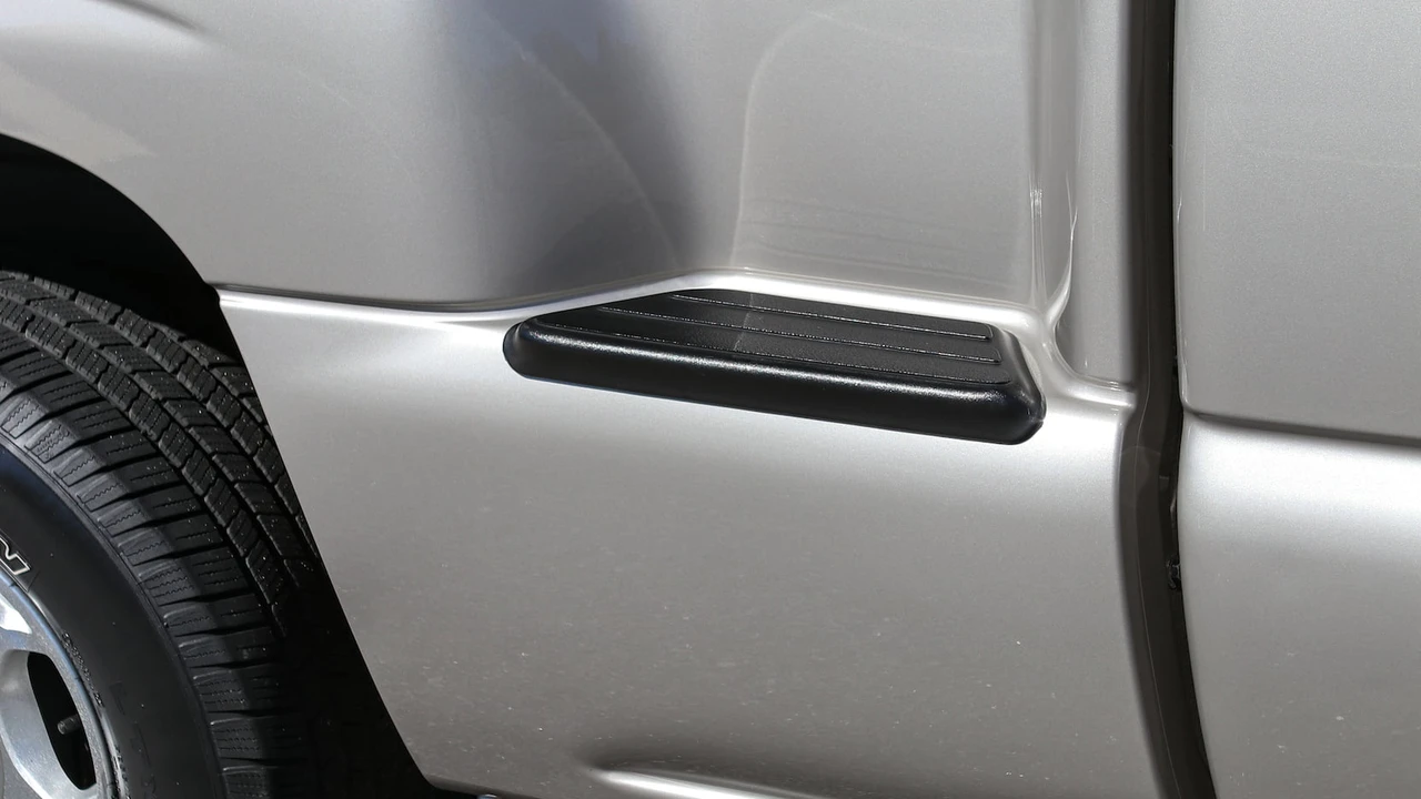 2004 Chevrolet Silverado 1st Gen - Image 20 of 31