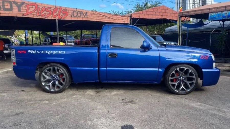 2004 Chevrolet Silverado 1st Gen - Image 2 of 11