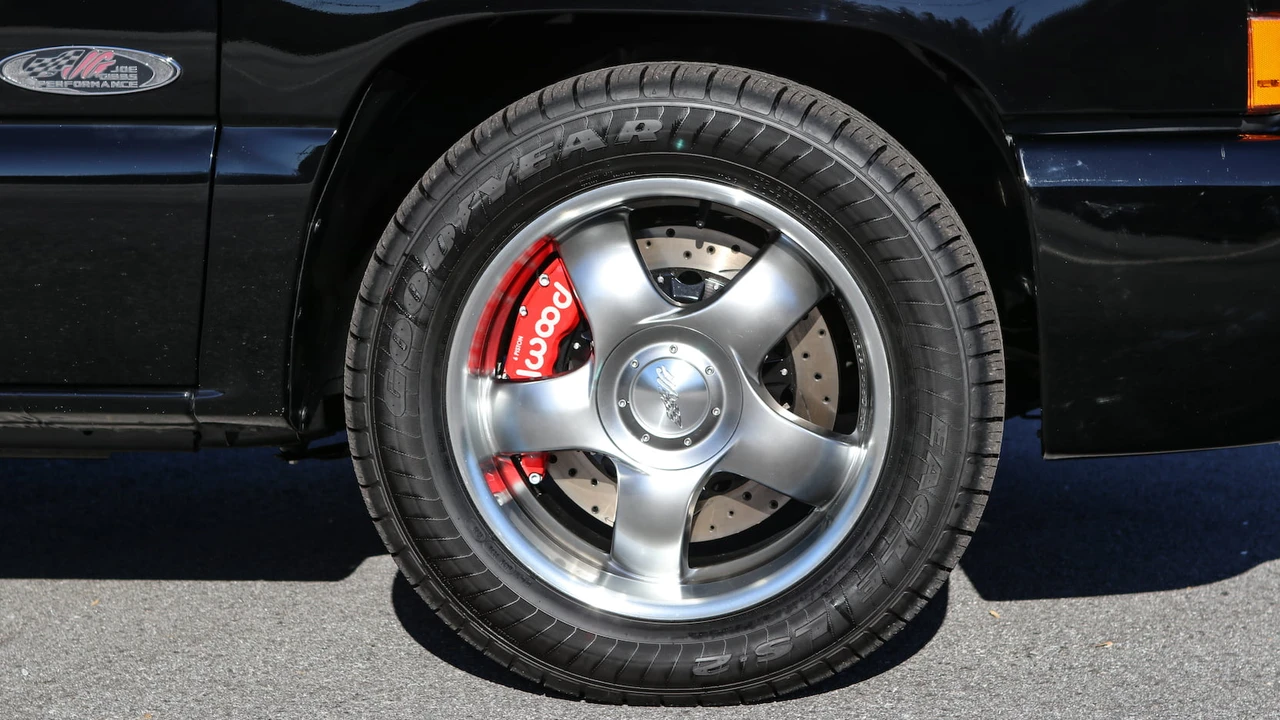 2004 Chevrolet Silverado 1st Gen - Image 7 of 31