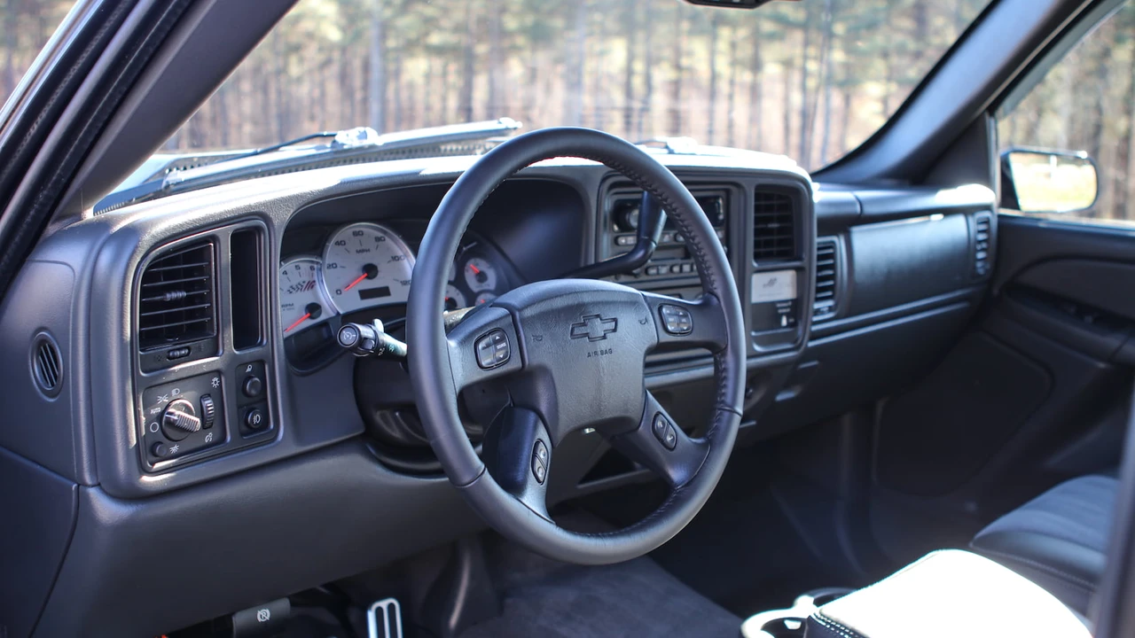 2004 Chevrolet Silverado 1st Gen - Image 21 of 31