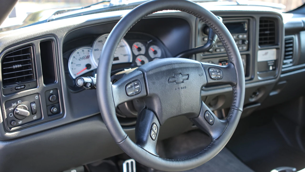 2004 Chevrolet Silverado 1st Gen - Image 22 of 31