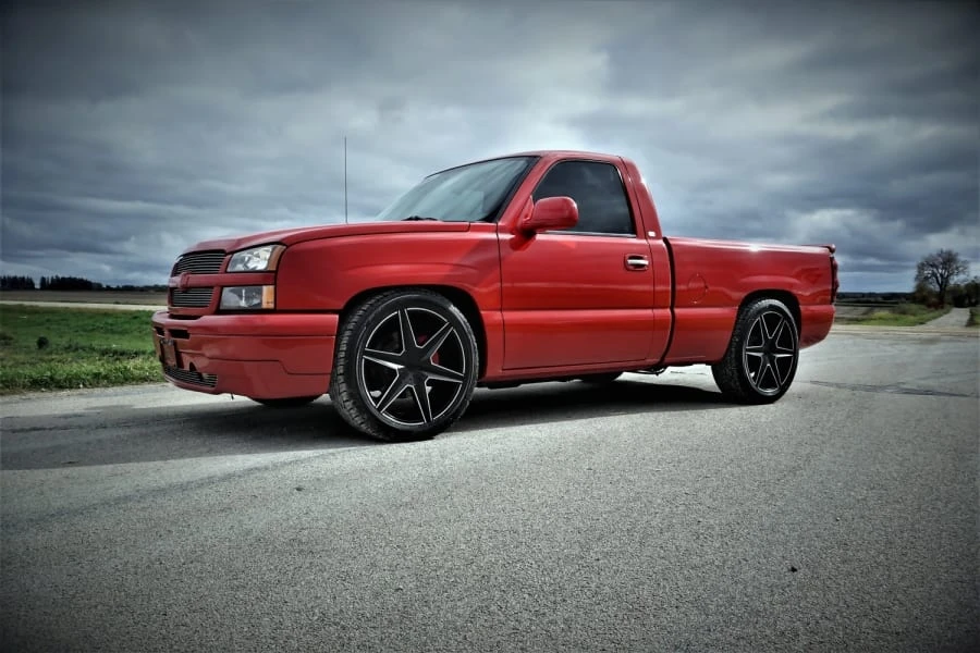 2004 Chevrolet Silverado 1st Gen - Image 2 of 9
