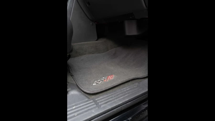 2004 Chevrolet Silverado 1st Gen - Image 9 of 16