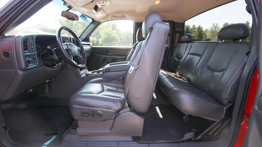 2004 Chevrolet Silverado 1st Gen - Image 4 of 31