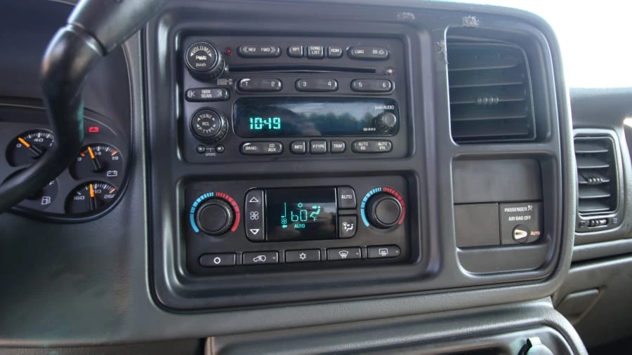 2004 Chevrolet Silverado 1st Gen - Image 14 of 31