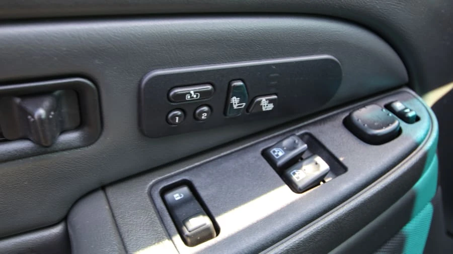 2004 Chevrolet Silverado 1st Gen - Image 18 of 31