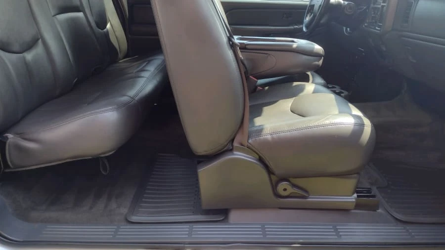 2004 Chevrolet Silverado 1st Gen - Image 9 of 10