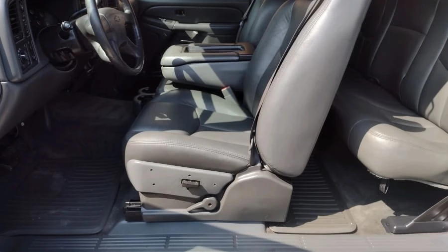 2004 Chevrolet Silverado 1st Gen - Image 10 of 10