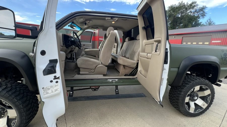 2004 Chevrolet Silverado 1st Gen - Image 26 of 31