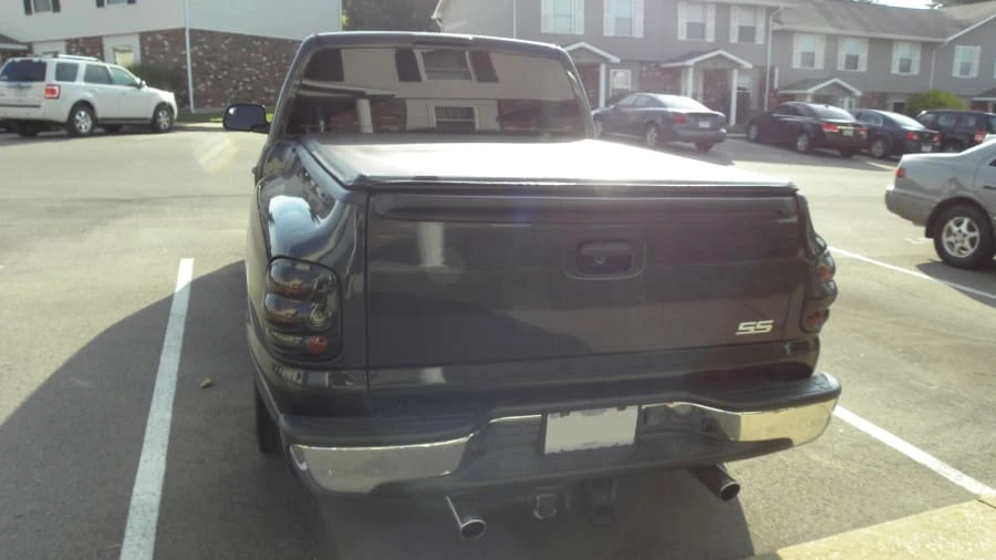 2004 Chevrolet Silverado 1st Gen - Image 2 of 11