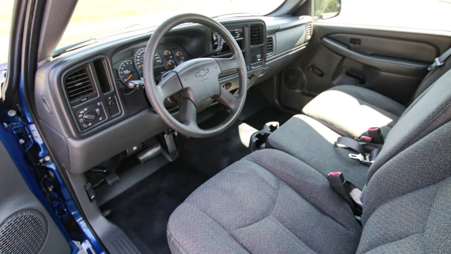 2004 Chevrolet Silverado 1st Gen - Image 4 of 26