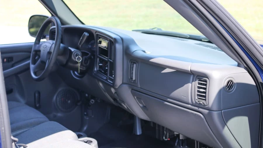 2004 Chevrolet Silverado 1st Gen - Image 5 of 26