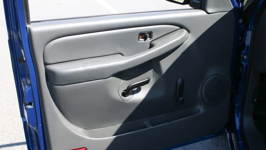 2004 Chevrolet Silverado 1st Gen - Image 8 of 26