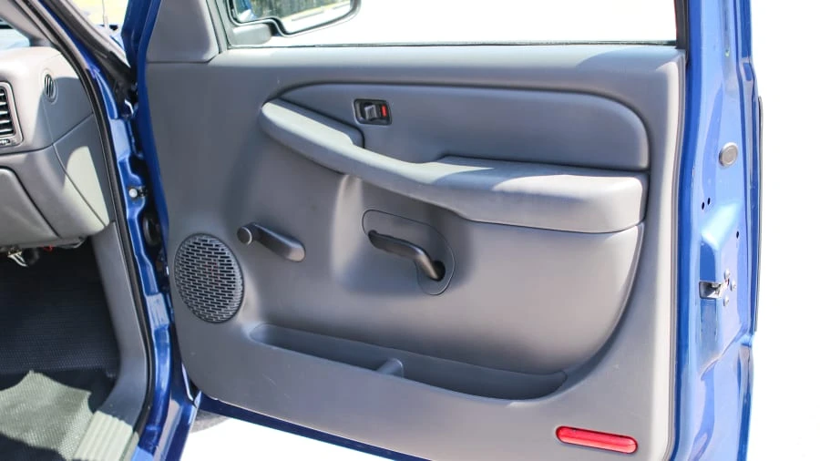 2004 Chevrolet Silverado 1st Gen - Image 15 of 26