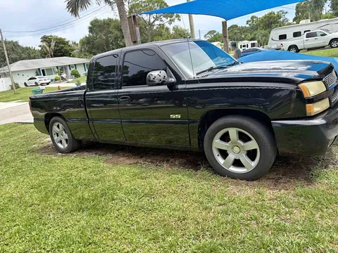 2004 Chevrolet Silverado SS