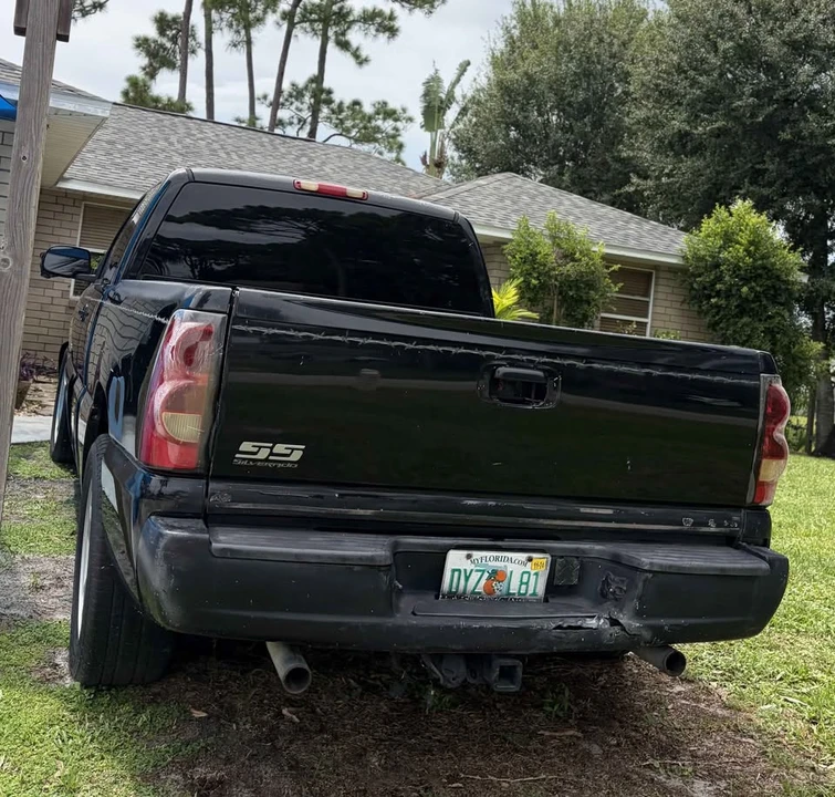 2004 Chevrolet Silverado 1st Gen - Image 5 of 12