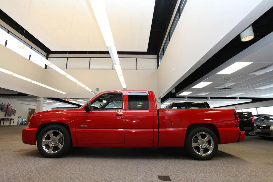 2004 Chevrolet Silverado 1st Gen - Image 2 of 5