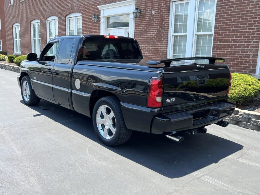 2004 Chevrolet Silverado 1st Gen - Image 3 of 8