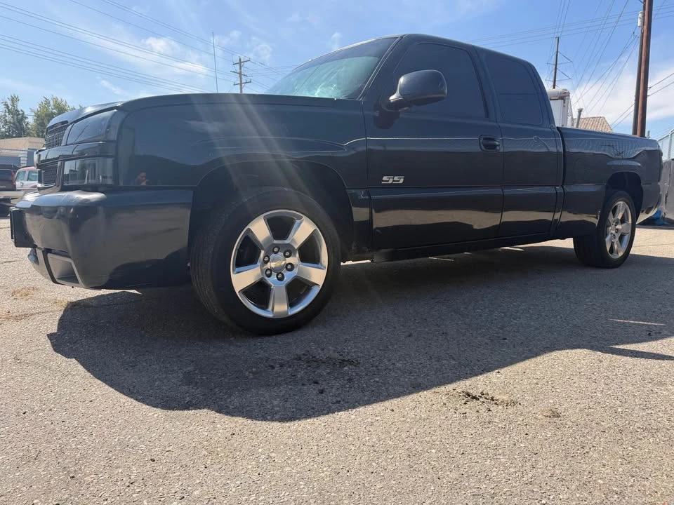 2004 Chevrolet Silverado 1st Gen - Image 2 of 15