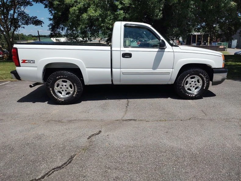 2004 Chevrolet Silverado 1st Gen - Image 6 of 24