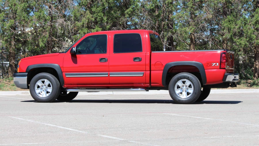 2004 Chevrolet Silverado 1st Gen - Image 2 of 31