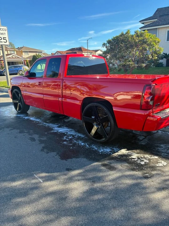 2004 Chevrolet Silverado 1st Gen - Image 3 of 7