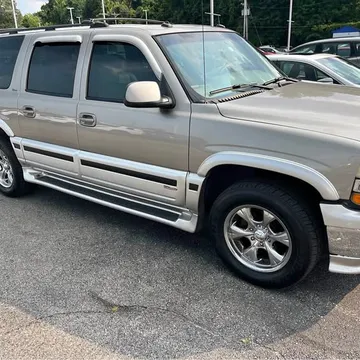 2004 Chevrolet Suburban 1500 LTZ