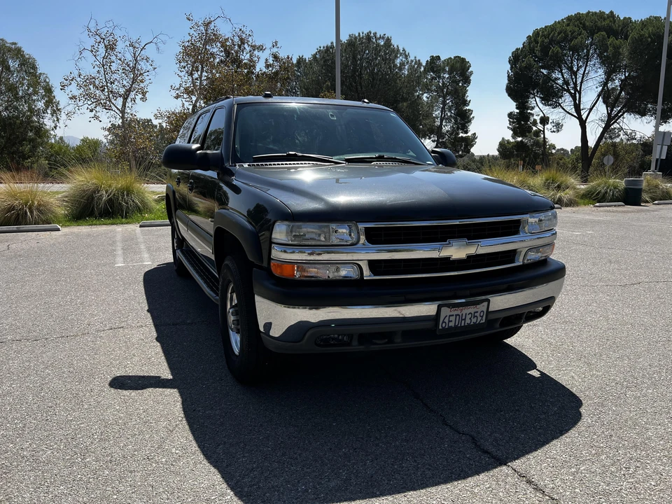 2004 Chevrolet Suburban 9th Gen - Image 12 of 31