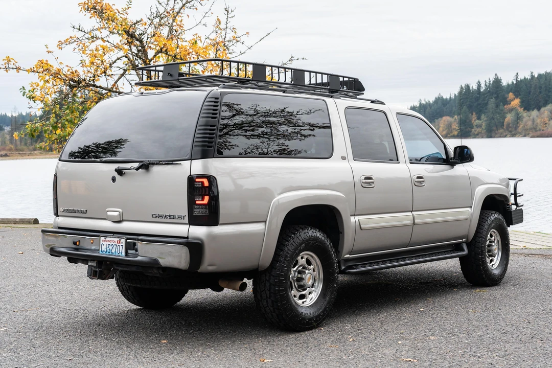 2004 Chevrolet Suburban 9th Gen - Image 4 of 31