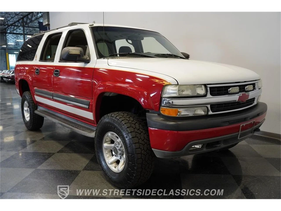 2004 Chevrolet Suburban 9th Gen - Image 17 of 31