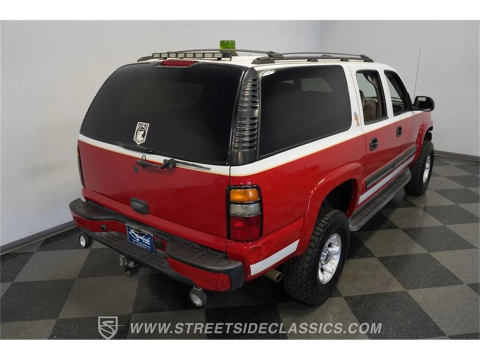 2004 Chevrolet Suburban 9th Gen - Image 29 of 31