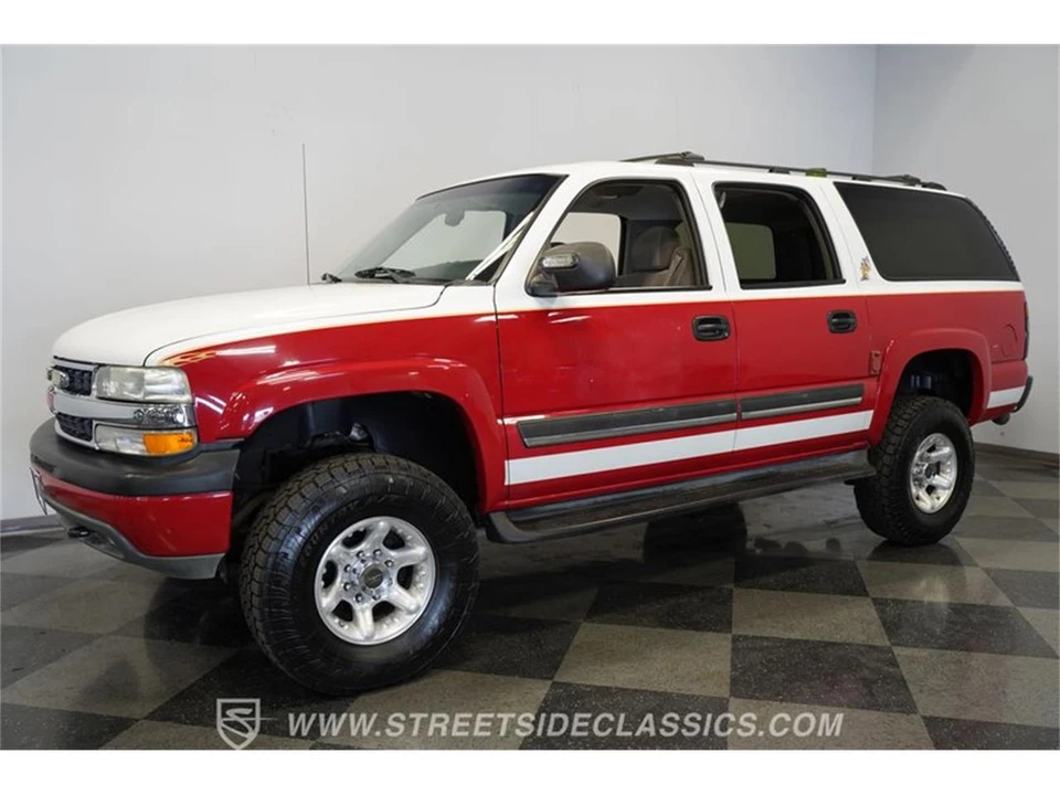 2004 Chevrolet Suburban 9th Gen - Image 7 of 31