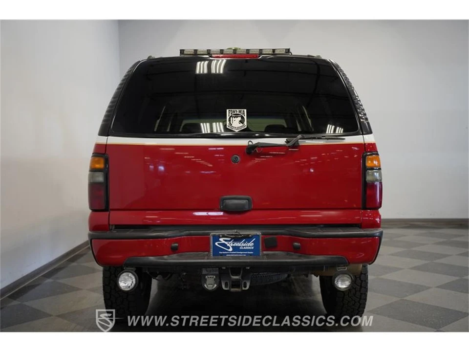 2004 Chevrolet Suburban 9th Gen - Image 11 of 31