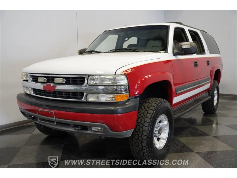 2004 Chevrolet Suburban 9th Gen - Image 19 of 31