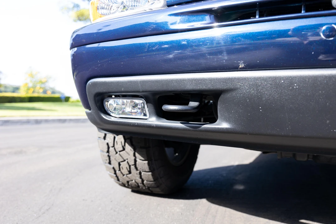 2004 Chevrolet Suburban 8th Gen - Image 19 of 31