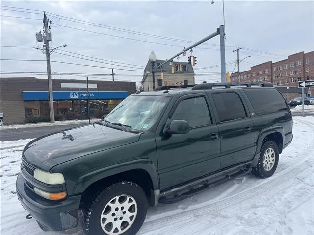 2004 Chevrolet Suburban 8th Gen - Image 2 of 21